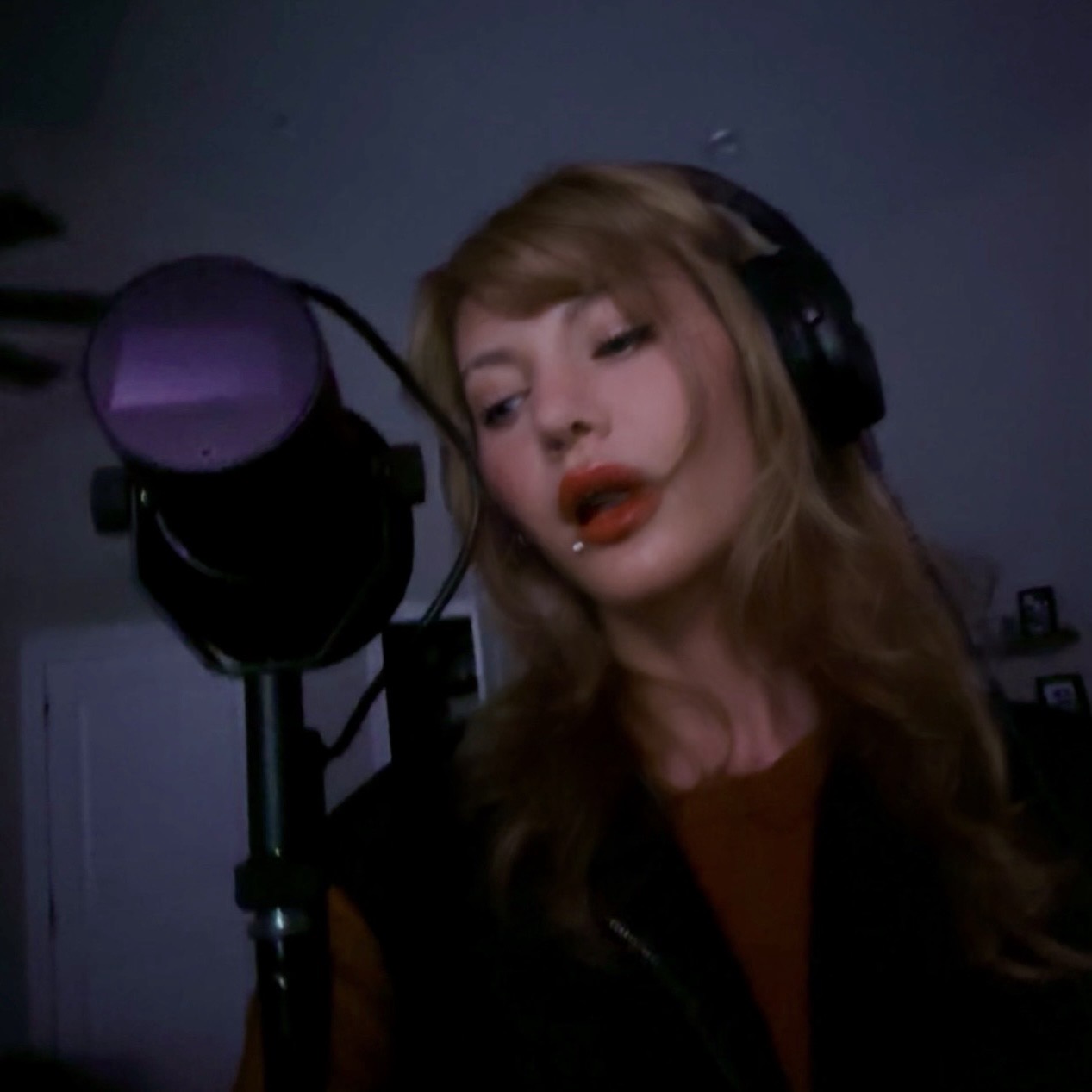 Mason singing